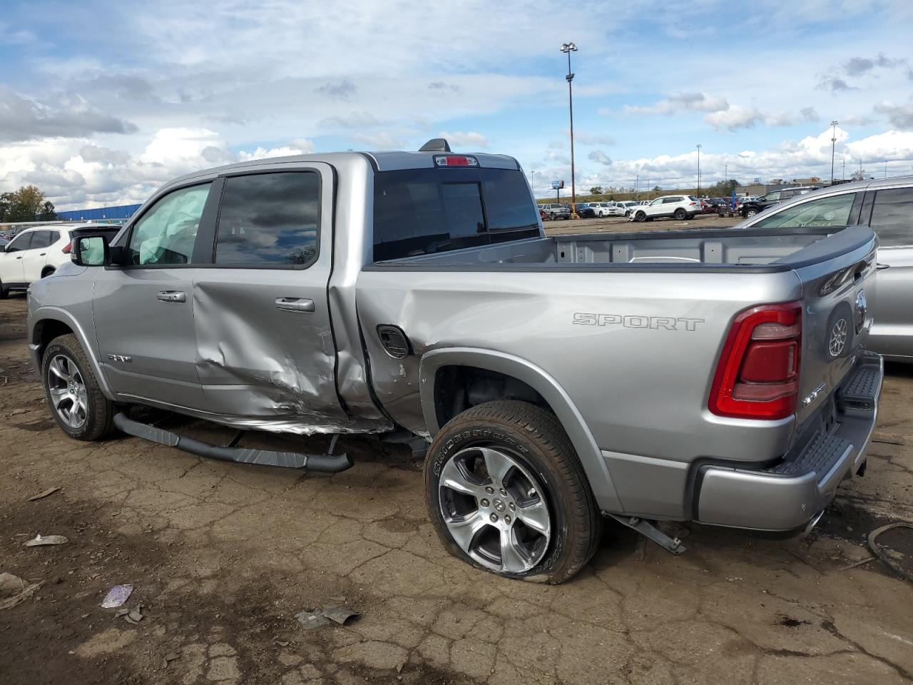 2022 RAM 1500 - Image 2