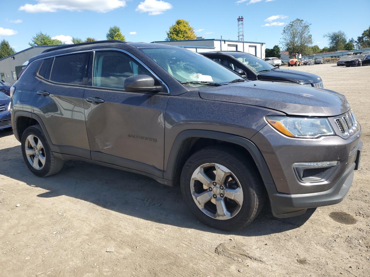 2018 Jeep Compass Latitude VIN: 3C4NJDBB2JT256105 Lot: 74916394