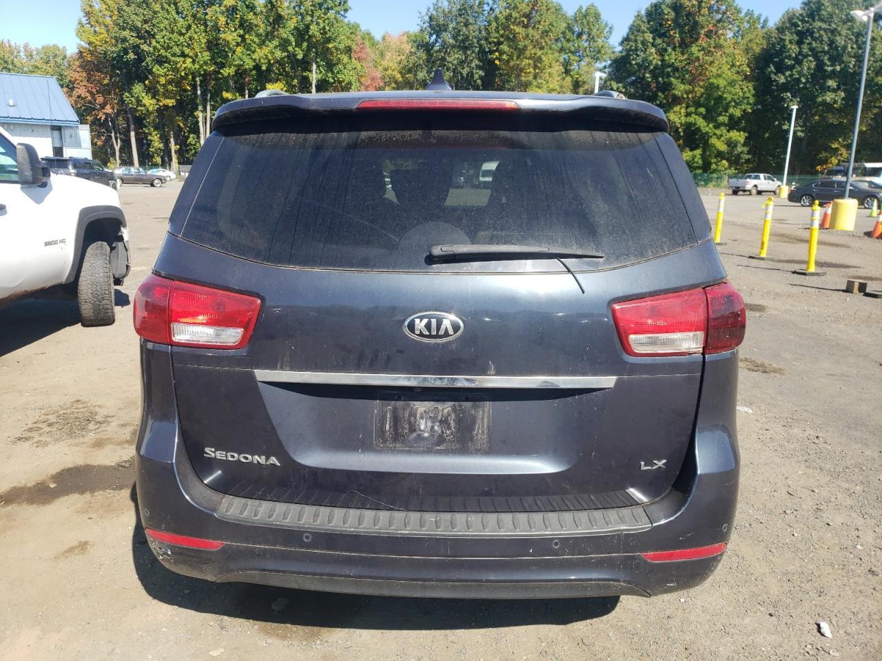 KNDMB5C10H6254880 2017 Kia Sedona Lx