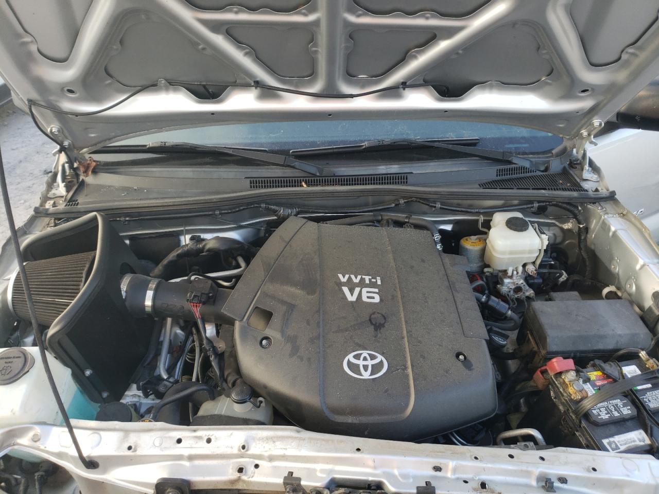 2011 Toyota Tacoma - Image 13