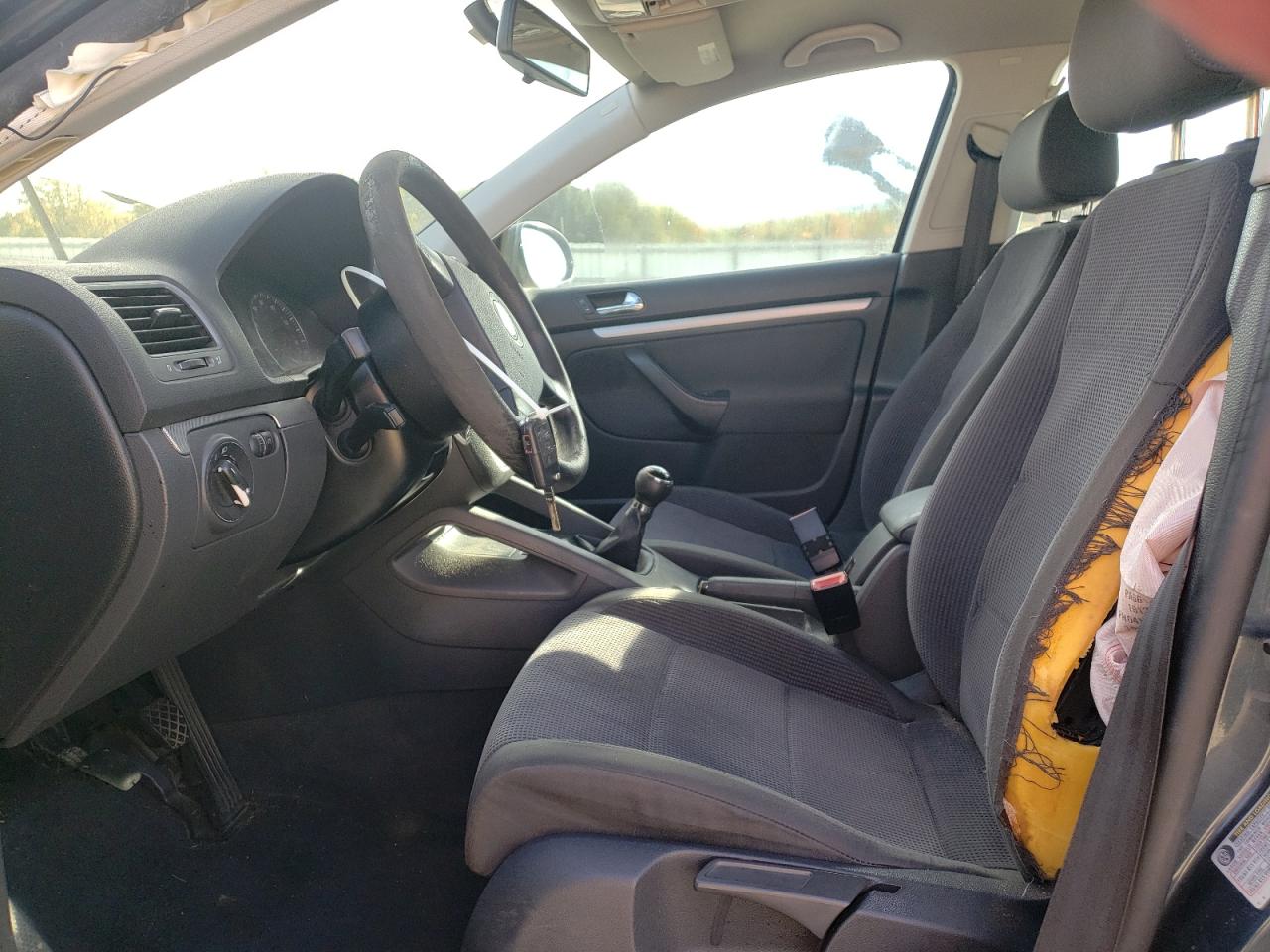 2005 Volkswagen New Jetta Value VIN: 3VWPF71K25M632943 Lot: 75213024