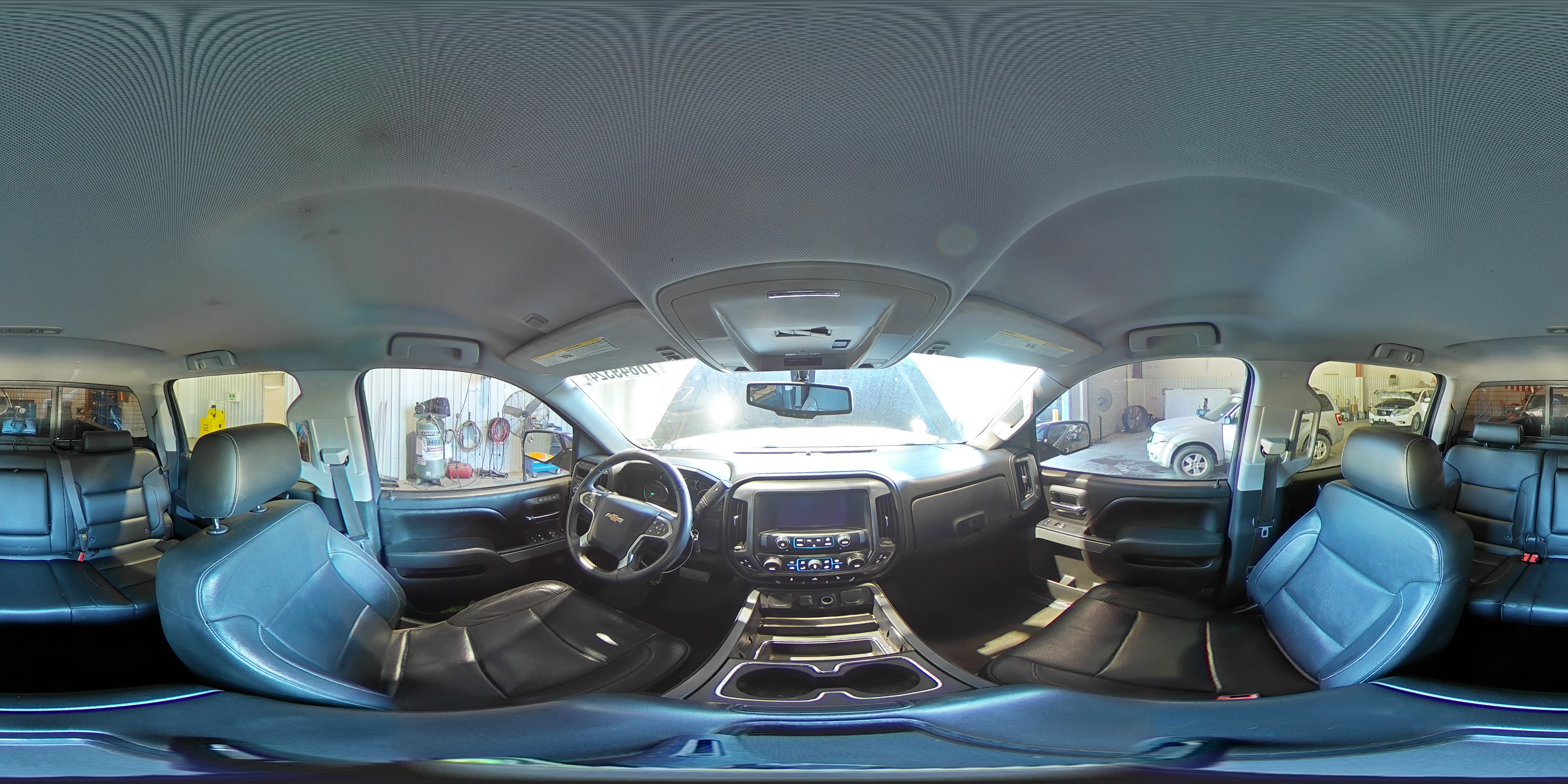 2015 Chevrolet Silverado - Image 12