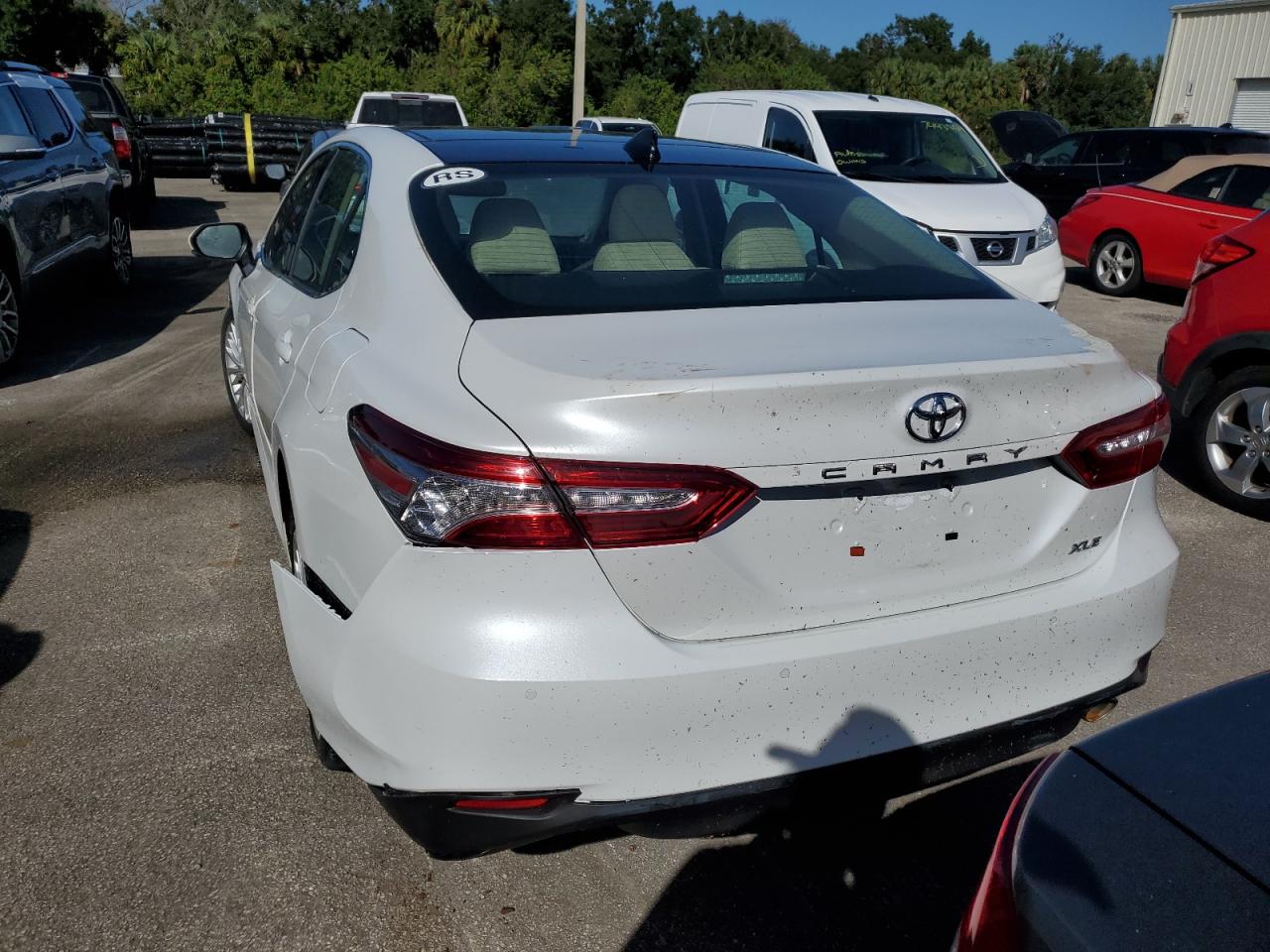 2018 Toyota Camry - Image 6