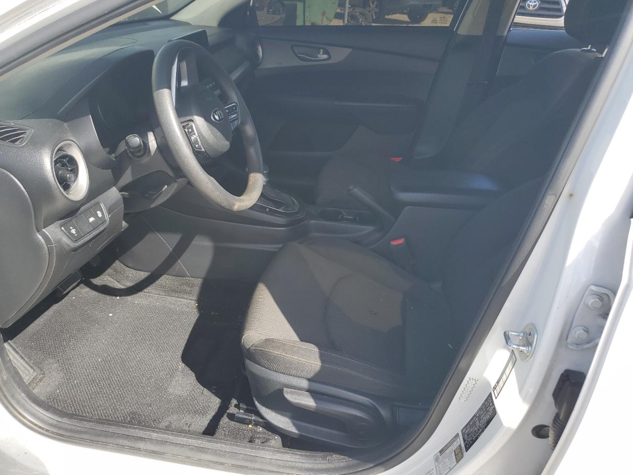 2021 Kia Forte - Image 7