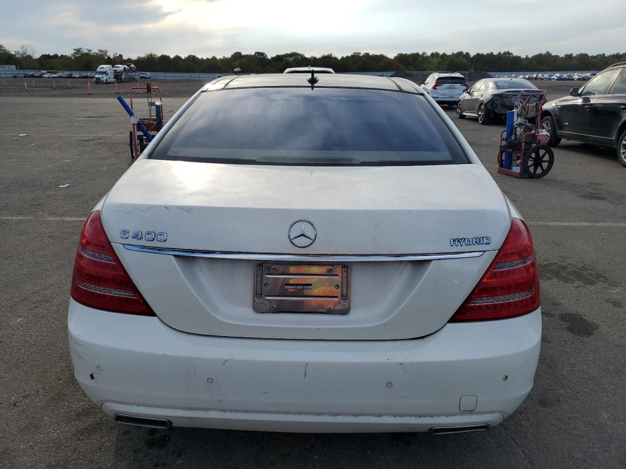 2010 Mercedes-Benz S 400 VIN: WDDNG9FB7AA298434 Lot: 74480834