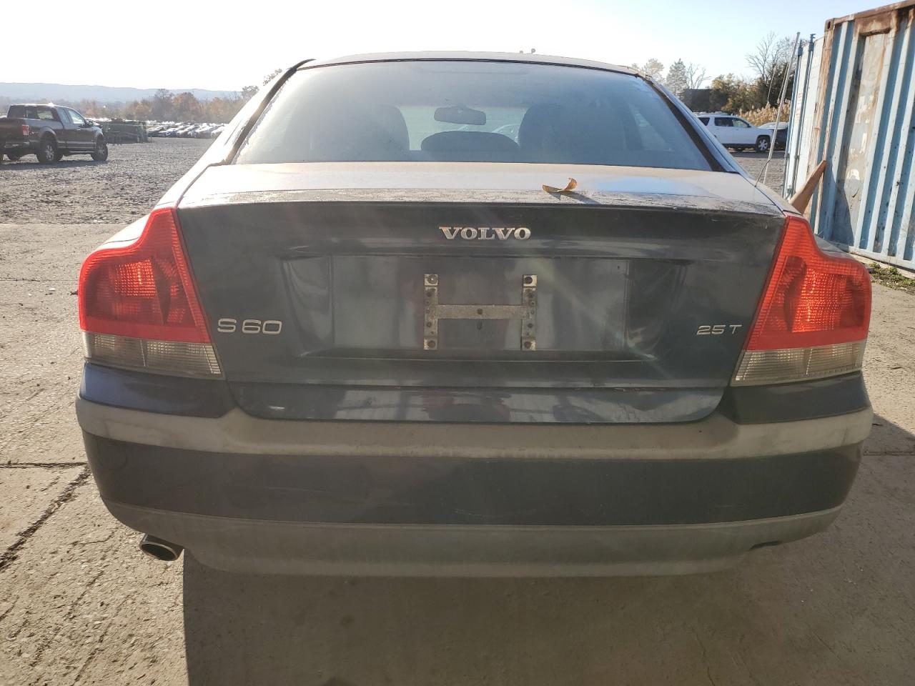 2004 Volvo S60 2.5T VIN: YV1RS59V042371984 Lot: 76451444