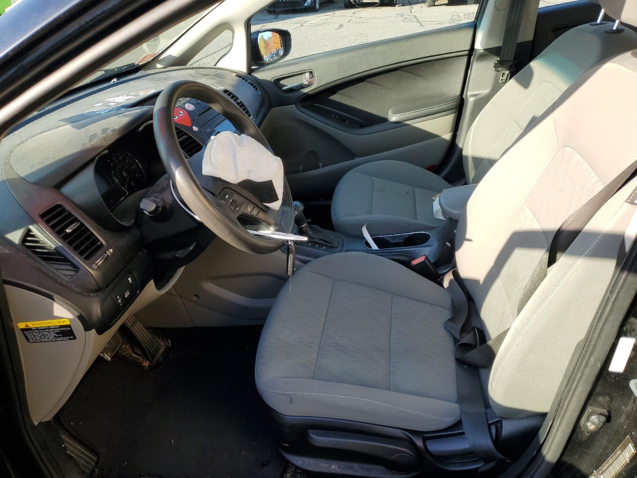 2016 Kia Forte - Image 7