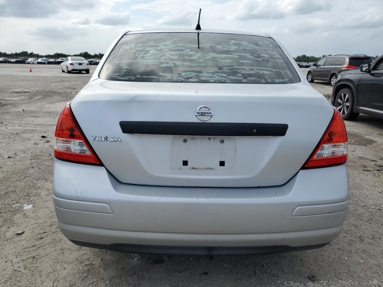 2011 Nissan Versa S VIN: 3N1CC1AP4BL395217 Lot: 75997604