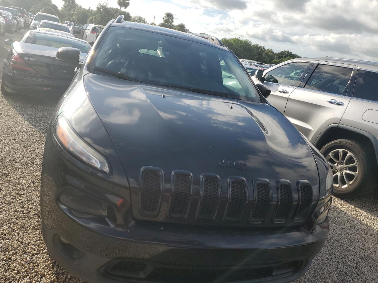 2016 Jeep Grand Cherokee - Image 5