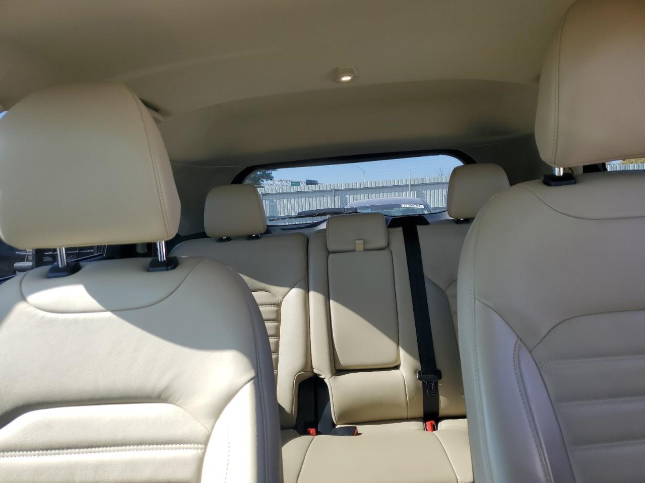 2017 Ford Edge - Image 10