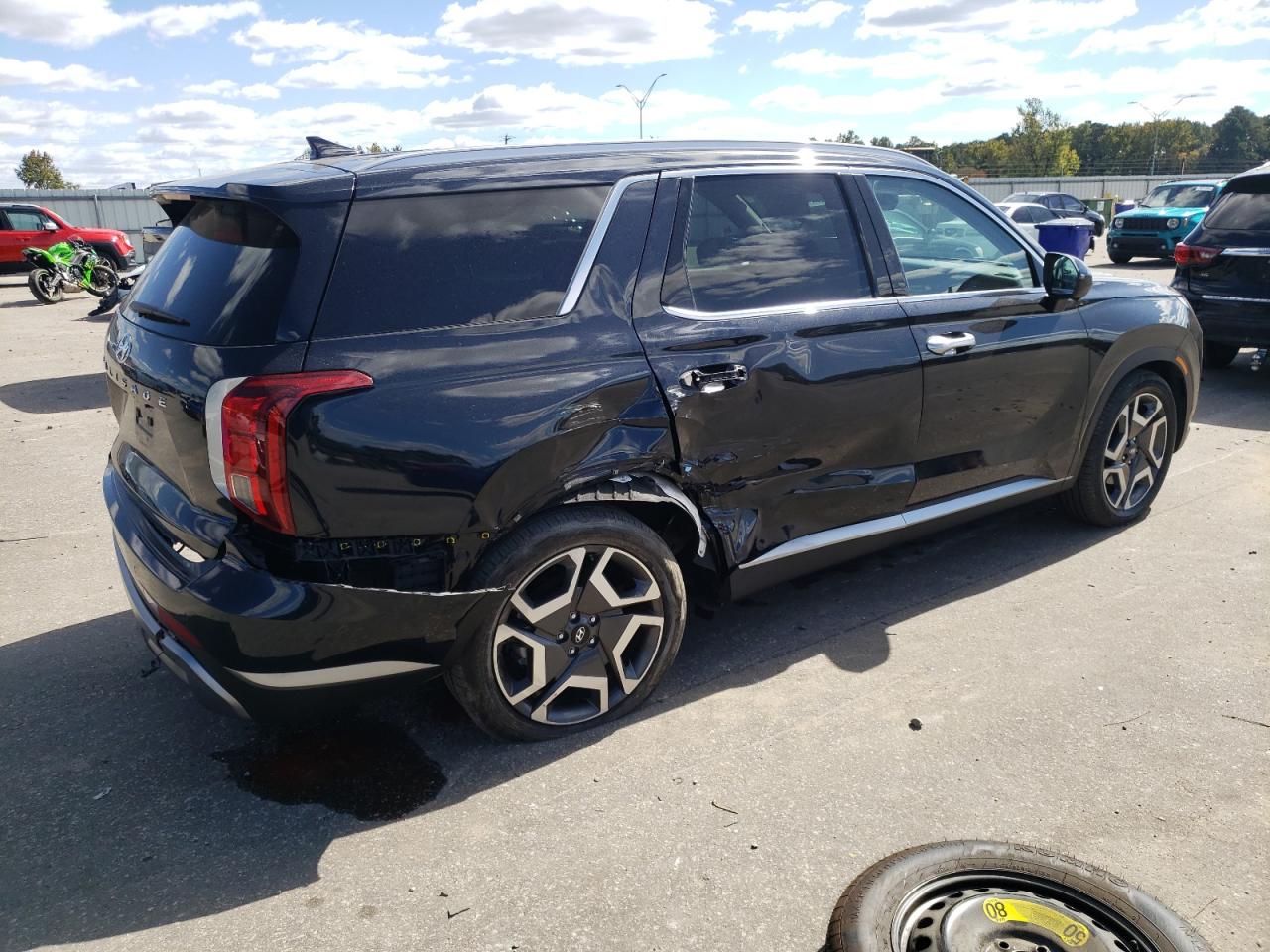 2024 Hyundai Palisade - Image 3