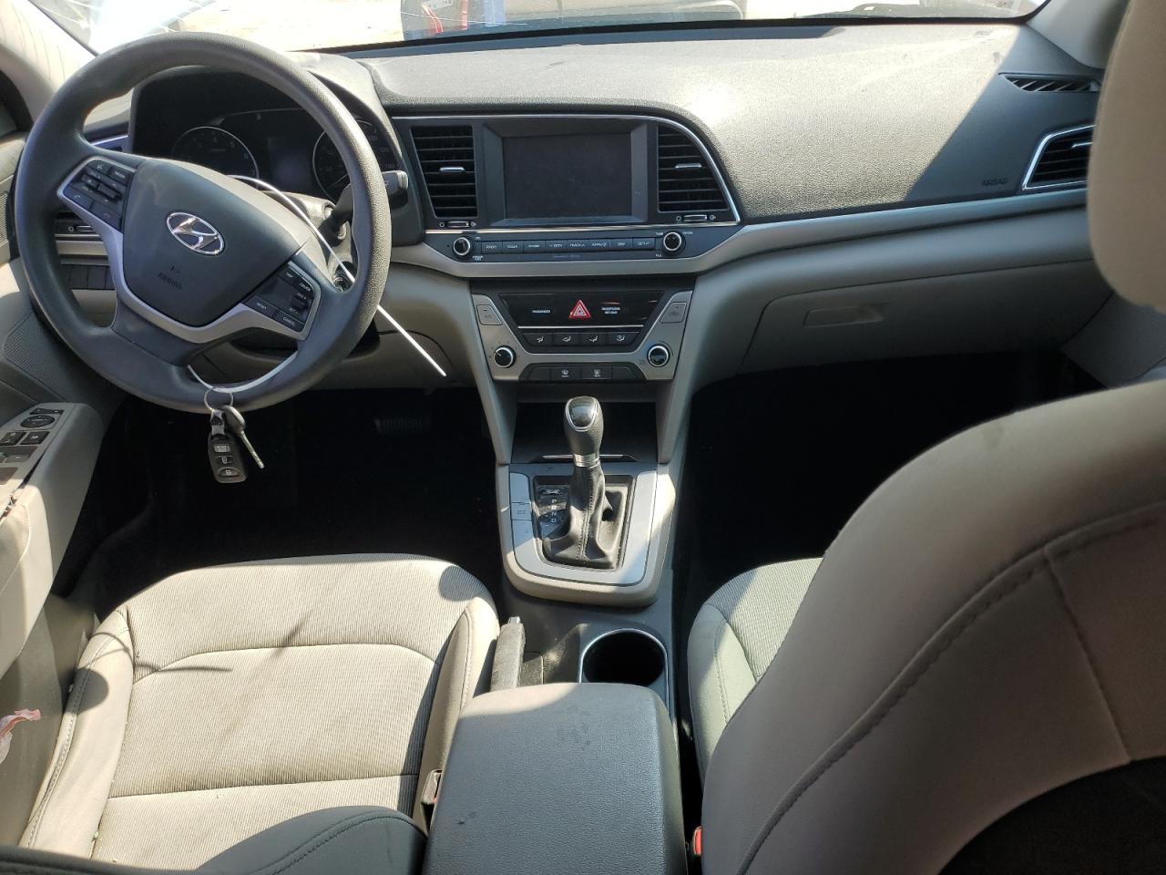 2017 Hyundai Elantra - Image 8