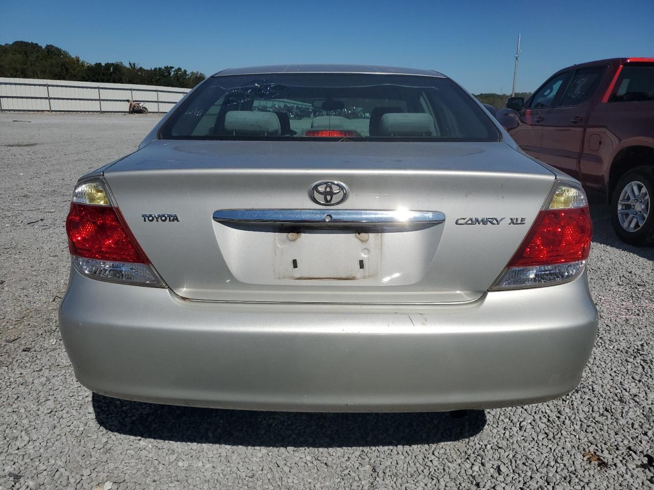 2005 Toyota Camry - Image 6