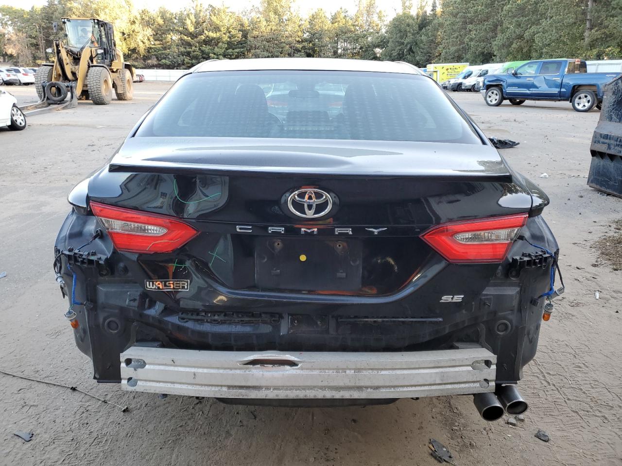 4T1B11HK1JU522756 2018 Toyota Camry L