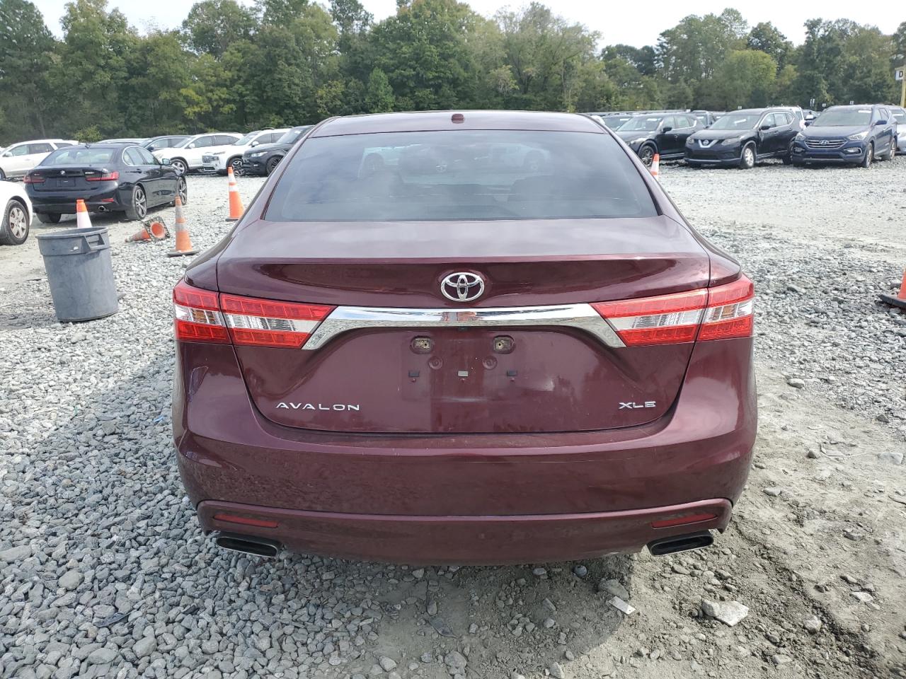 2015 Toyota Avalon - Image 6