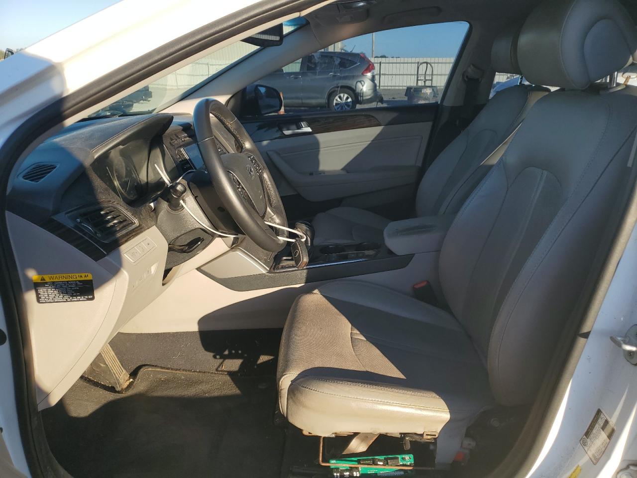 2016 Hyundai Sonata - Image 7