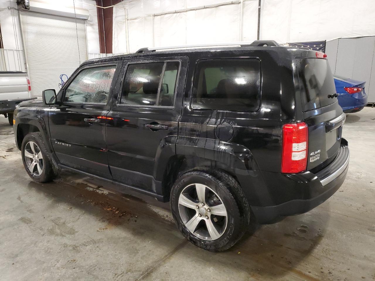 2016 Jeep Liberty (Patriot) - Image 2