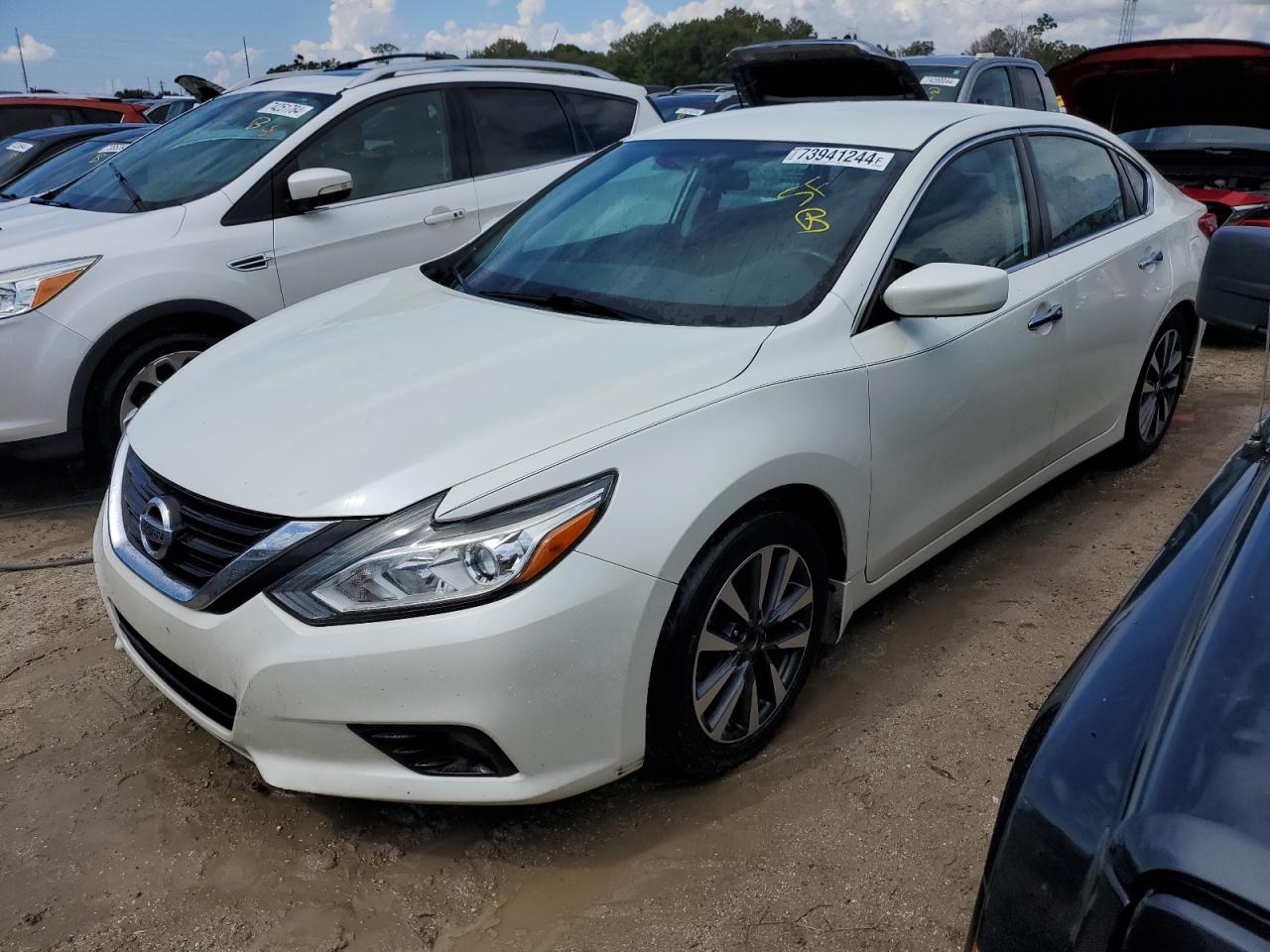 1N4AL3AP0HC204211 2017 NISSAN ALTIMA - Image 1