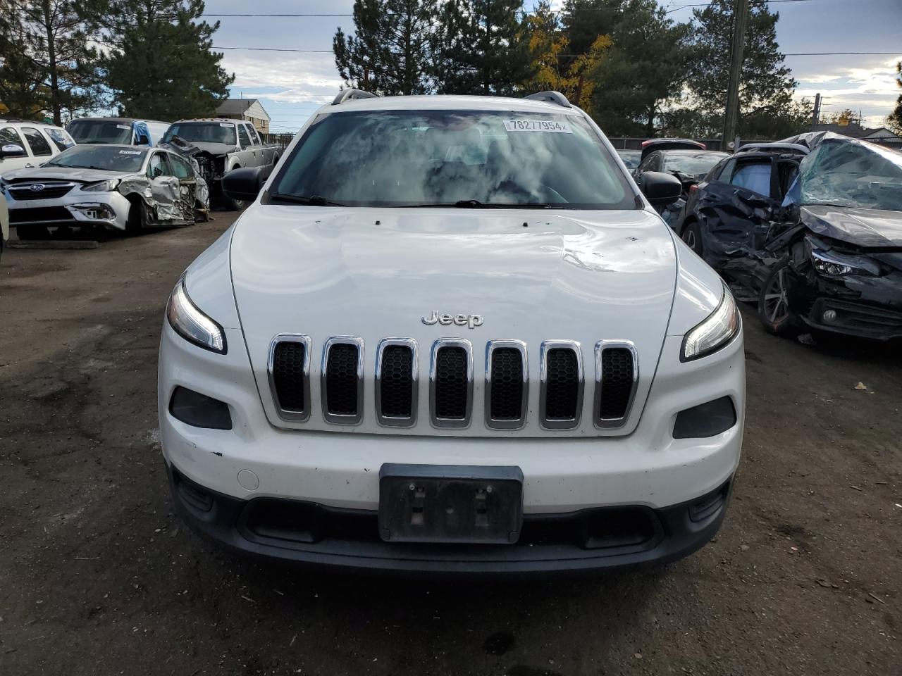 2014 Jeep Grand Cherokee - Image 5