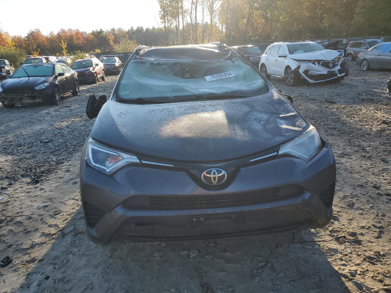 2018 Toyota RAV 4 - Image 5