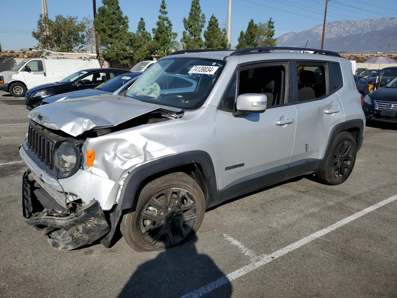 VIN ZACCJABB8HPF76021 2017 JEEP RENEGADE no.1