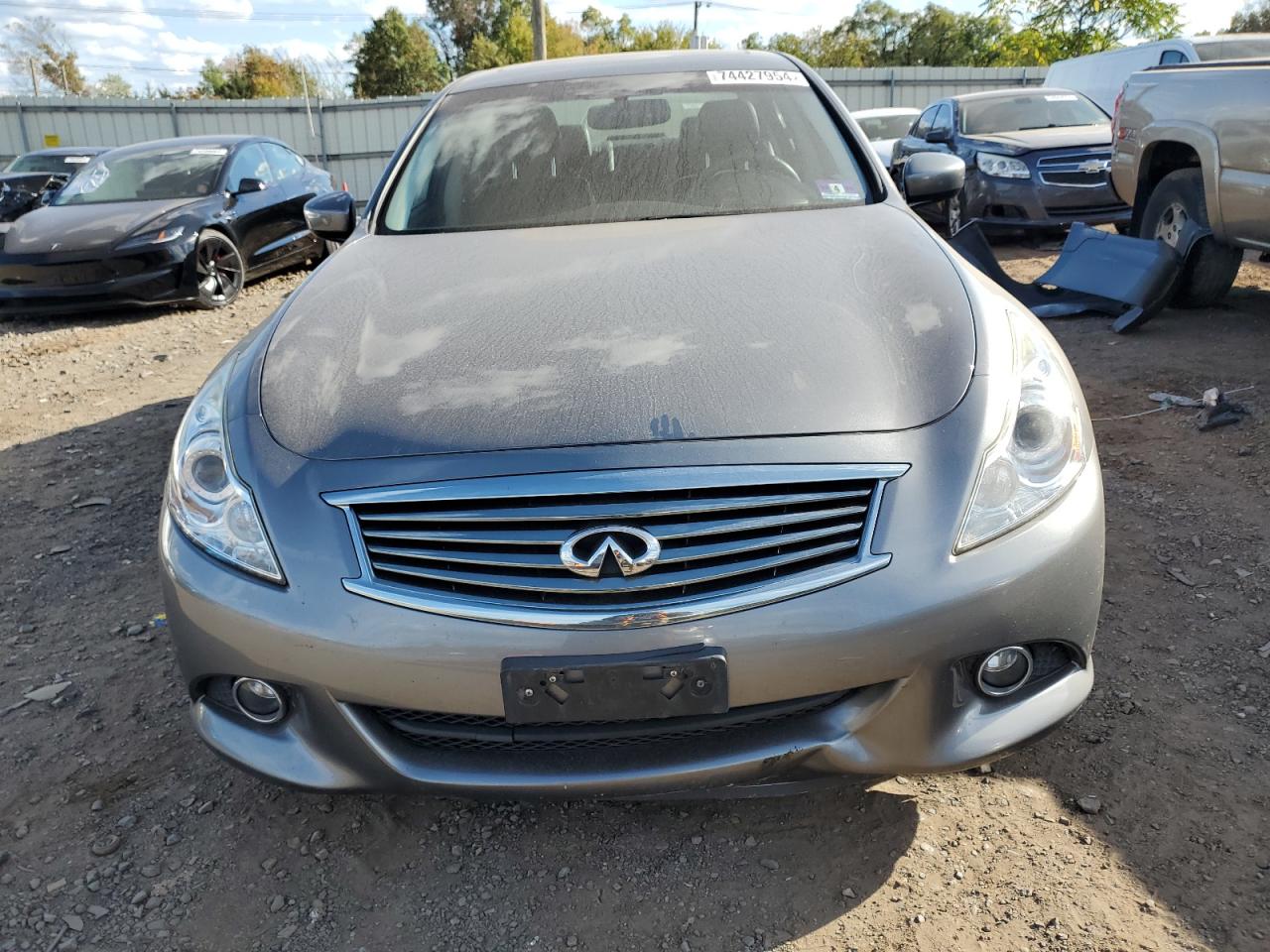 JN1CV6AR4FM524142 2015 Infiniti Q40