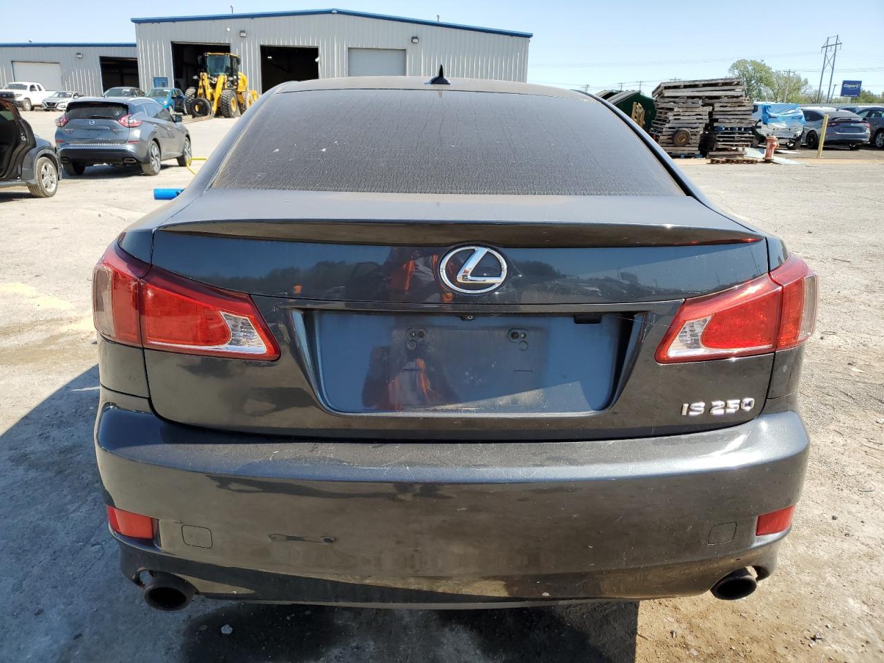 2011 Lexus IS - Image 6