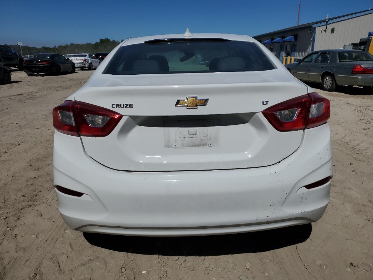 1G1BE5SMXH7158834 2017 Chevrolet Cruze Lt