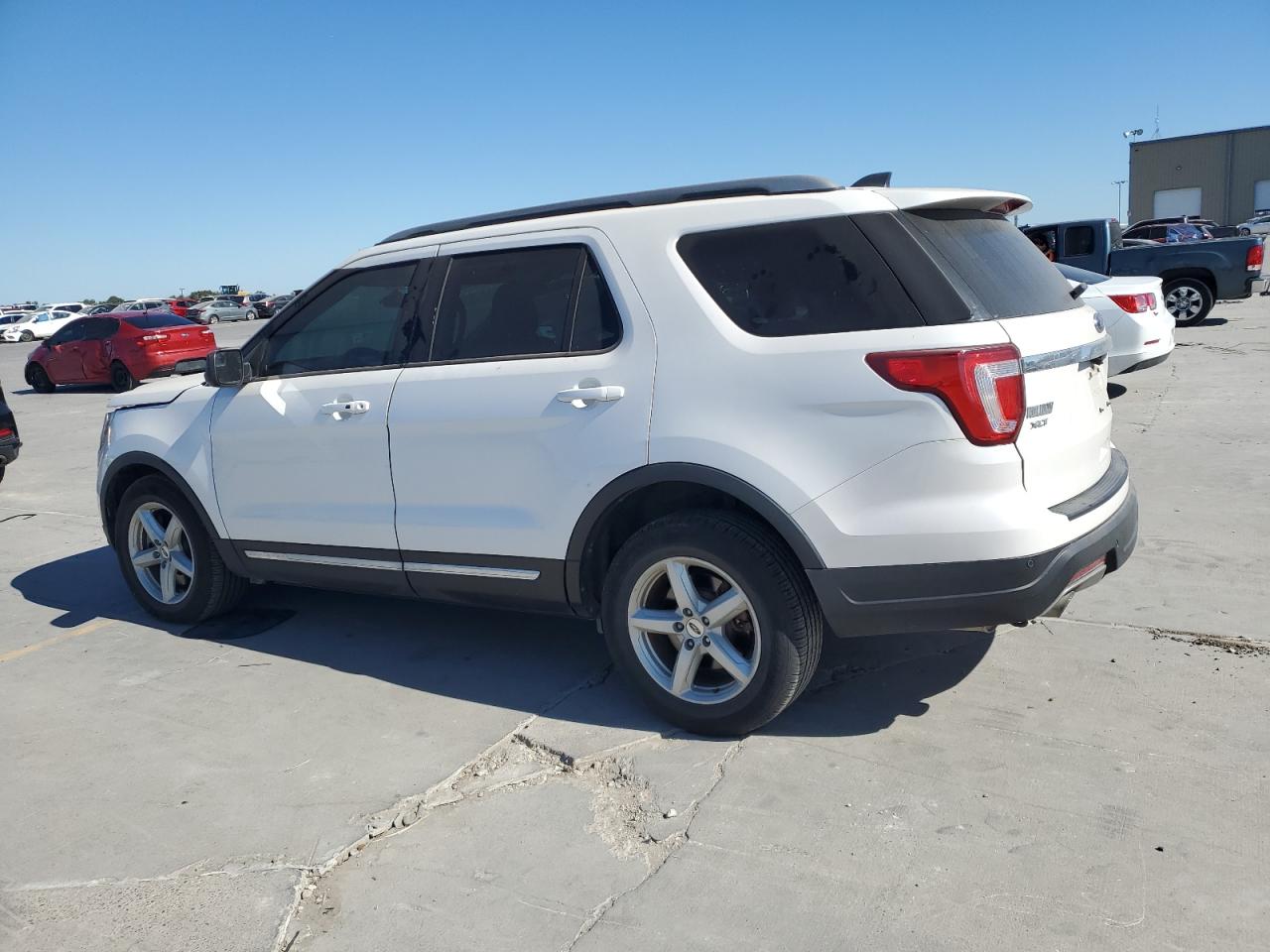 VIN 1FM5K7DHXJGA79657 2018 FORD EXPLORER no.2