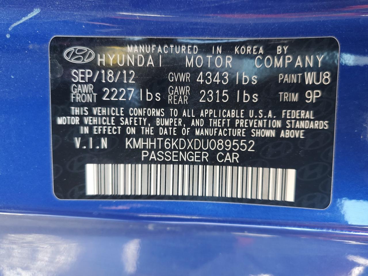 2013 Hyundai Genesis - Image 12