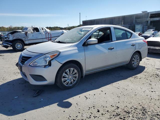  NISSAN VERSA 2017 Silver