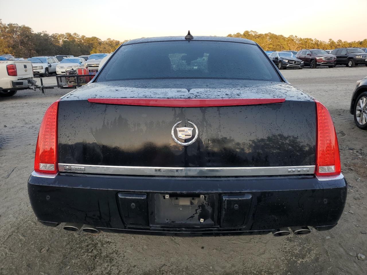 2009 Cadillac Dts VIN: 1G6KD57919U138377 Lot: 77823334