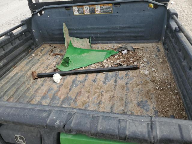 2011 JD TRAIL GATO  