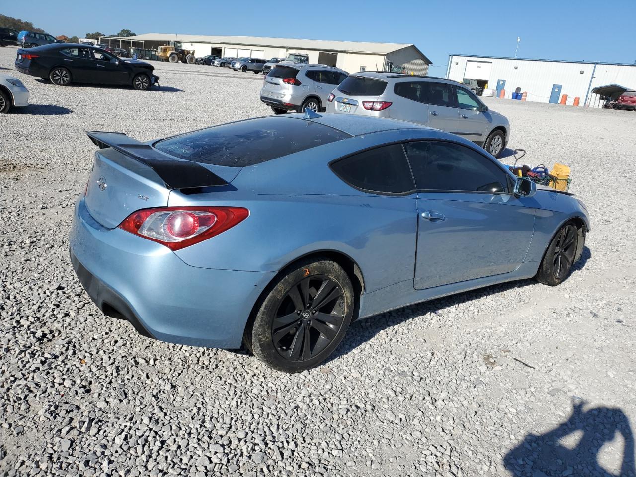2011 Hyundai Genesis - Image 3