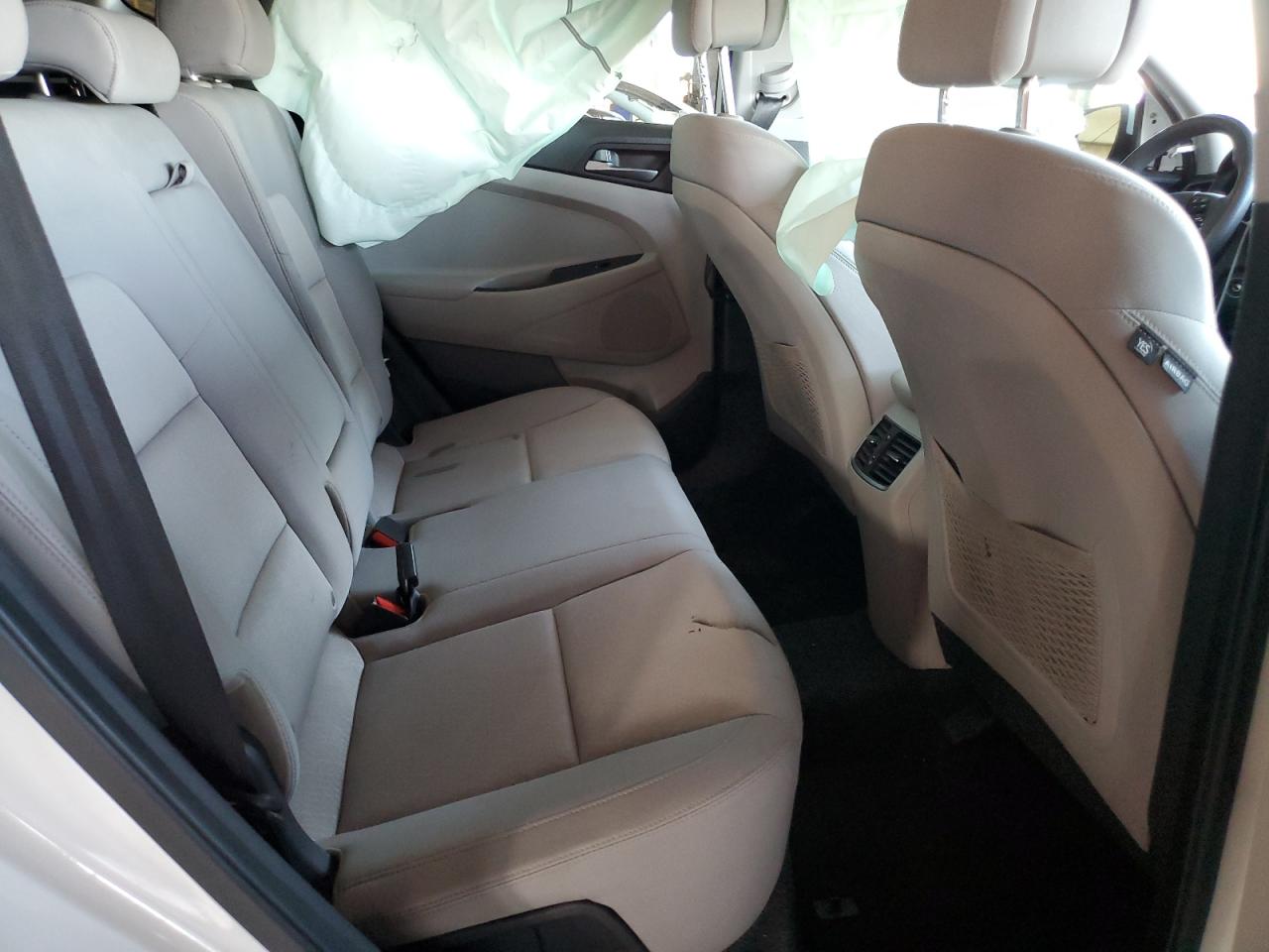2017 Hyundai Tucson - Image 11