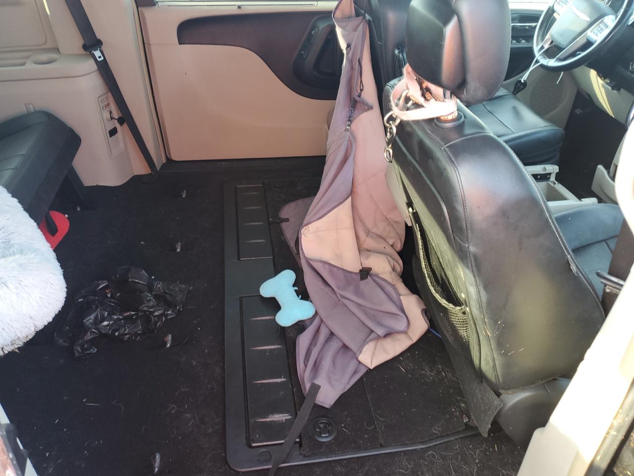 2013 Chrysler Town & Country Touring L VIN: 2C4RC1CG0DR590094 Lot: 73715594