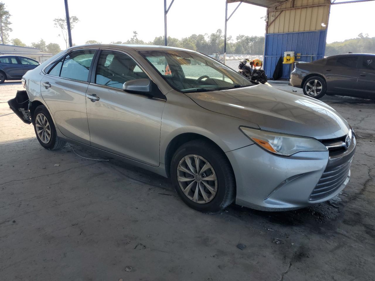 VIN 4T1BF1FK4GU508962 2016 TOYOTA CAMRY no.4