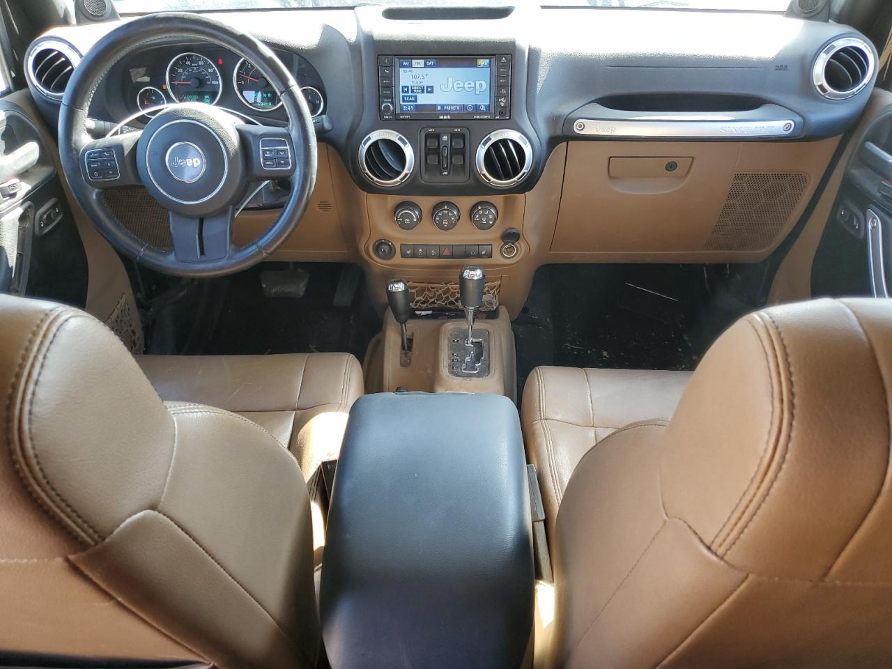 1C4HJWEG1CL185994 2012 Jeep Wrangler Unlimited Sahara