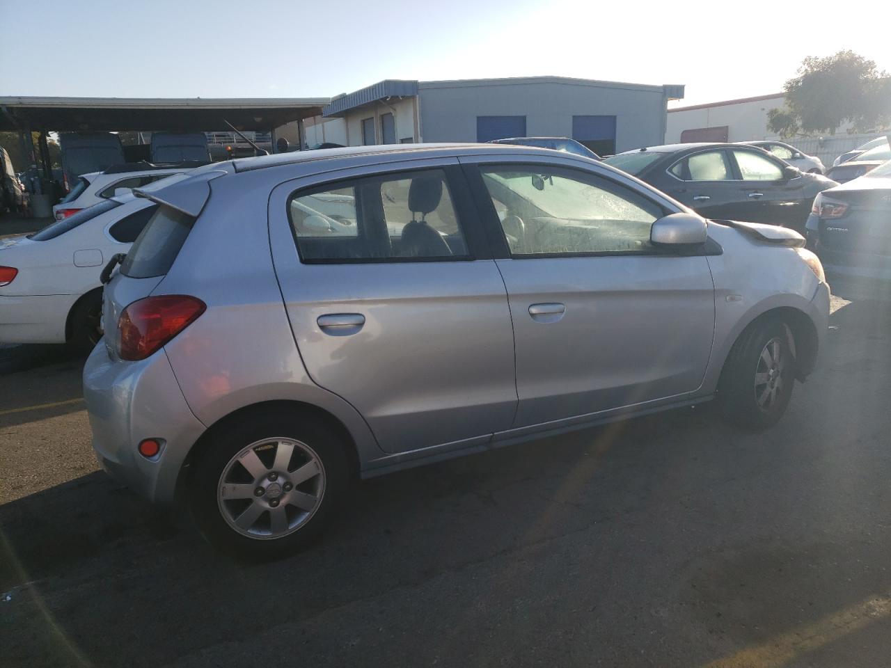 2015 Mitsubishi Mirage - Image 3