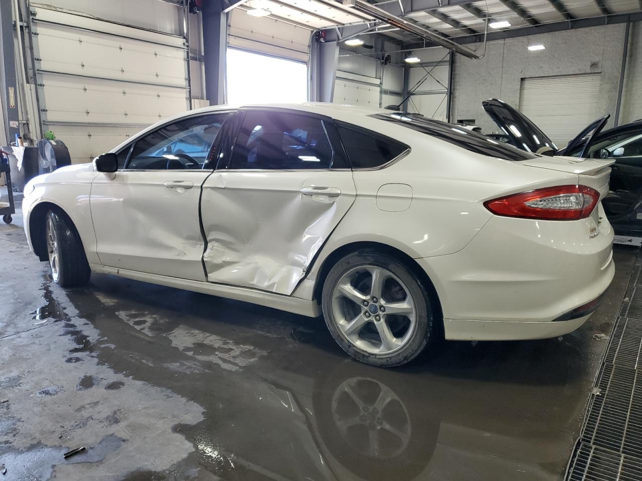 2014 Ford Fusion - Image 2
