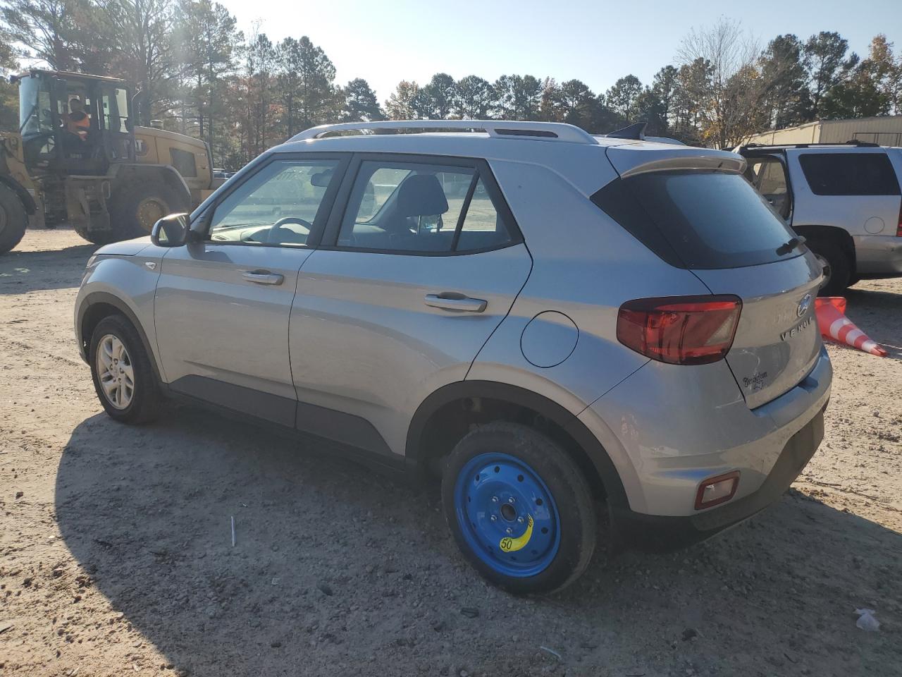2020 Hyundai Venue - Image 2