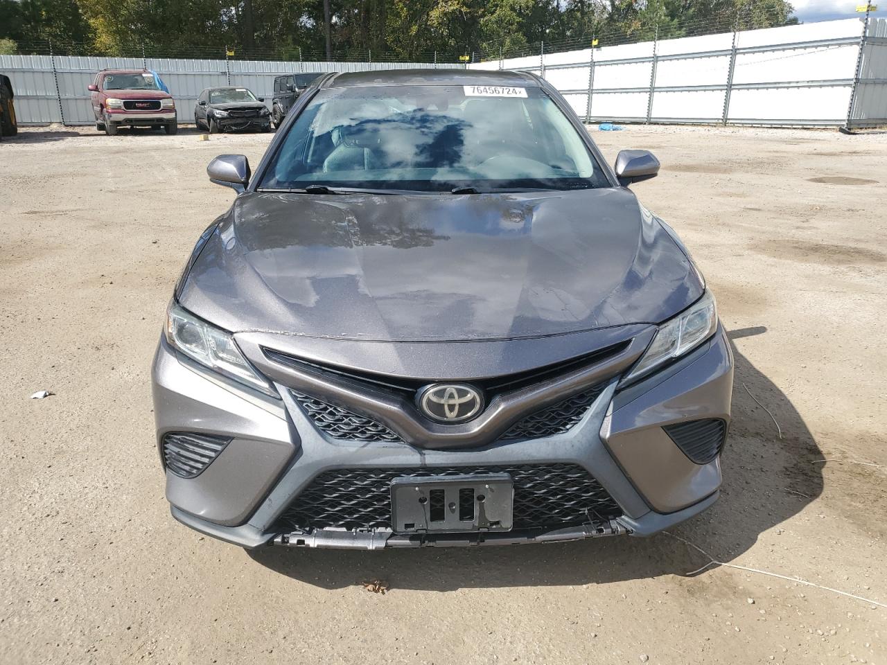 VIN 4T1B11HK3JU126943 2018 TOYOTA CAMRY no.5