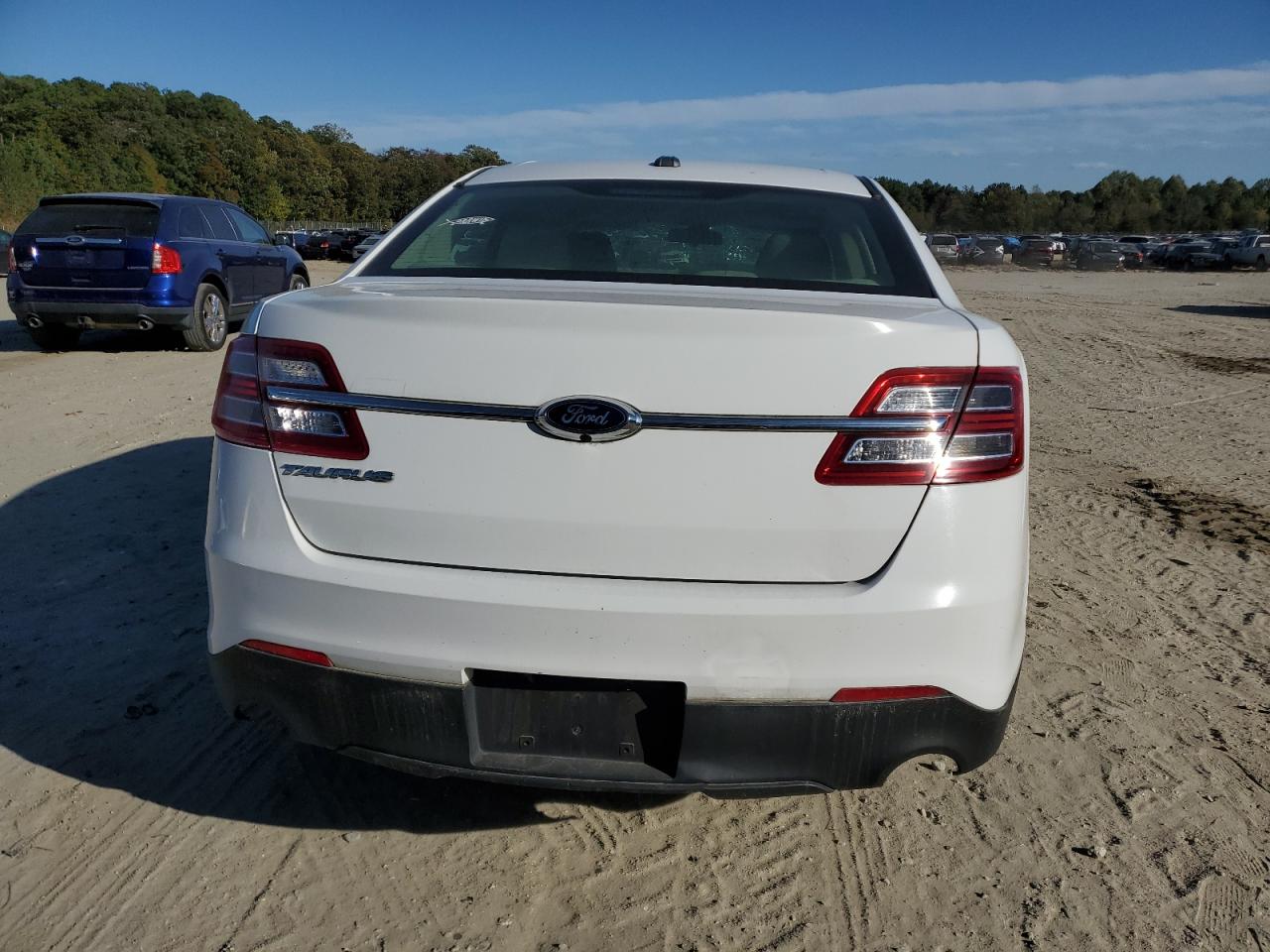 VIN 1FAHP2D82GG148829 2016 FORD TAURUS no.6