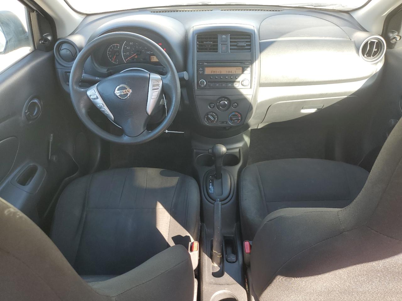2015 Nissan Versa - Image 8