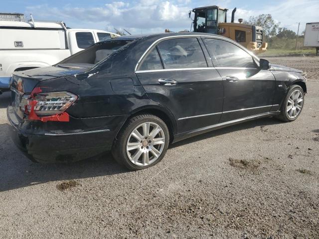 Sedans MERCEDES-BENZ E-CLASS 2012 Czarny