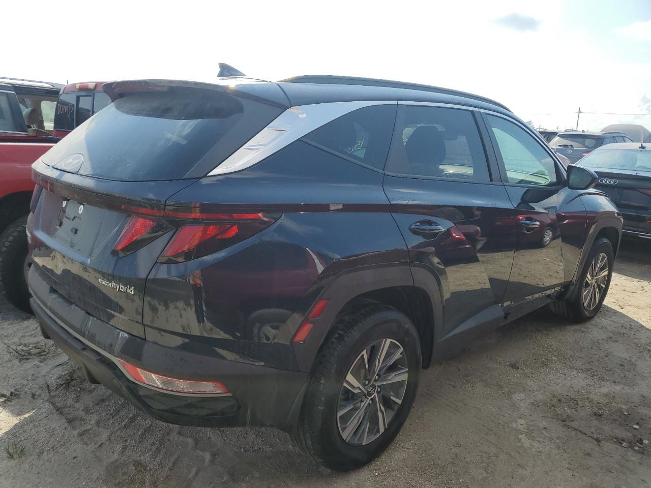 2024 Hyundai Tucson - Image 3