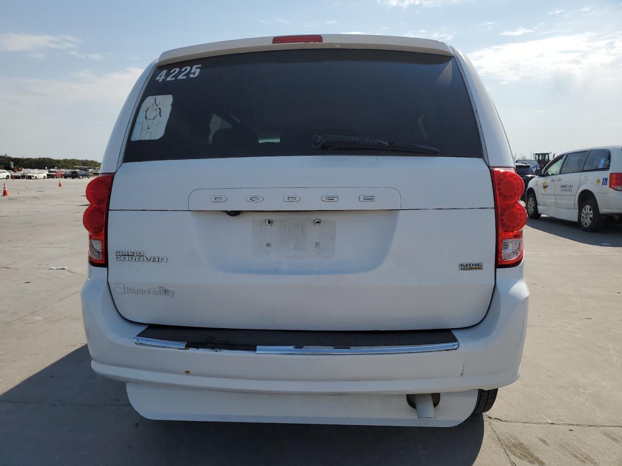 2C4RDGBG0HR776516 2017 Dodge Grand Caravan Se