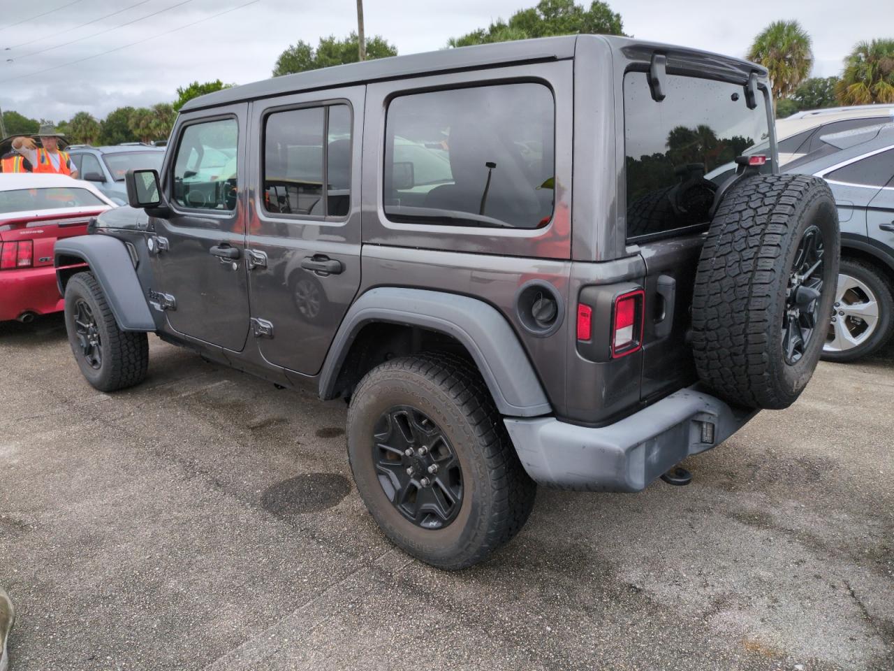 1C4HJXDN4MW679062 2021 JEEP WRANGLER - Image 2