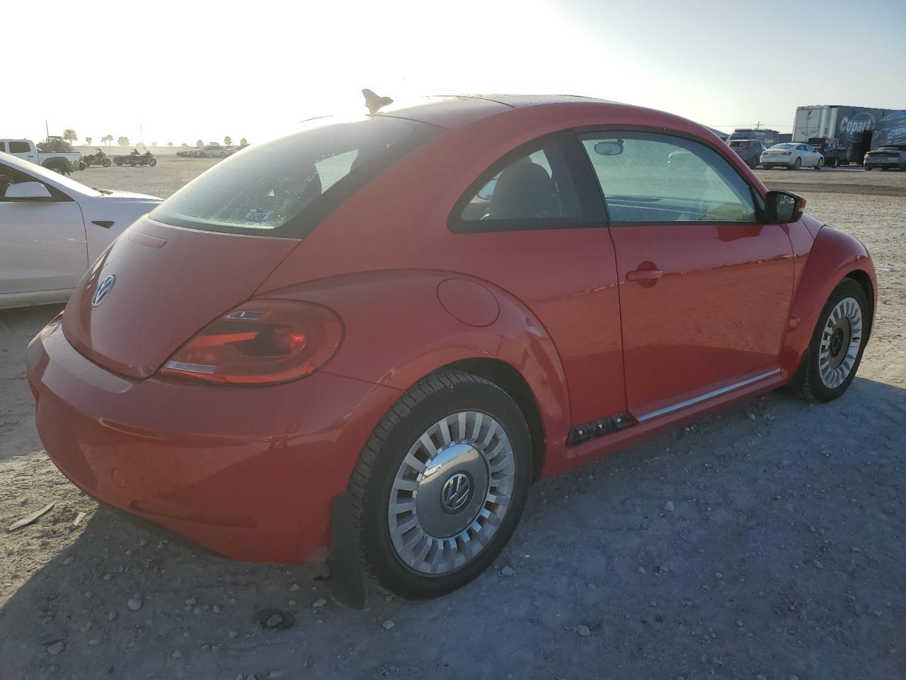 2014 Volkswagen Beetle - Image 3