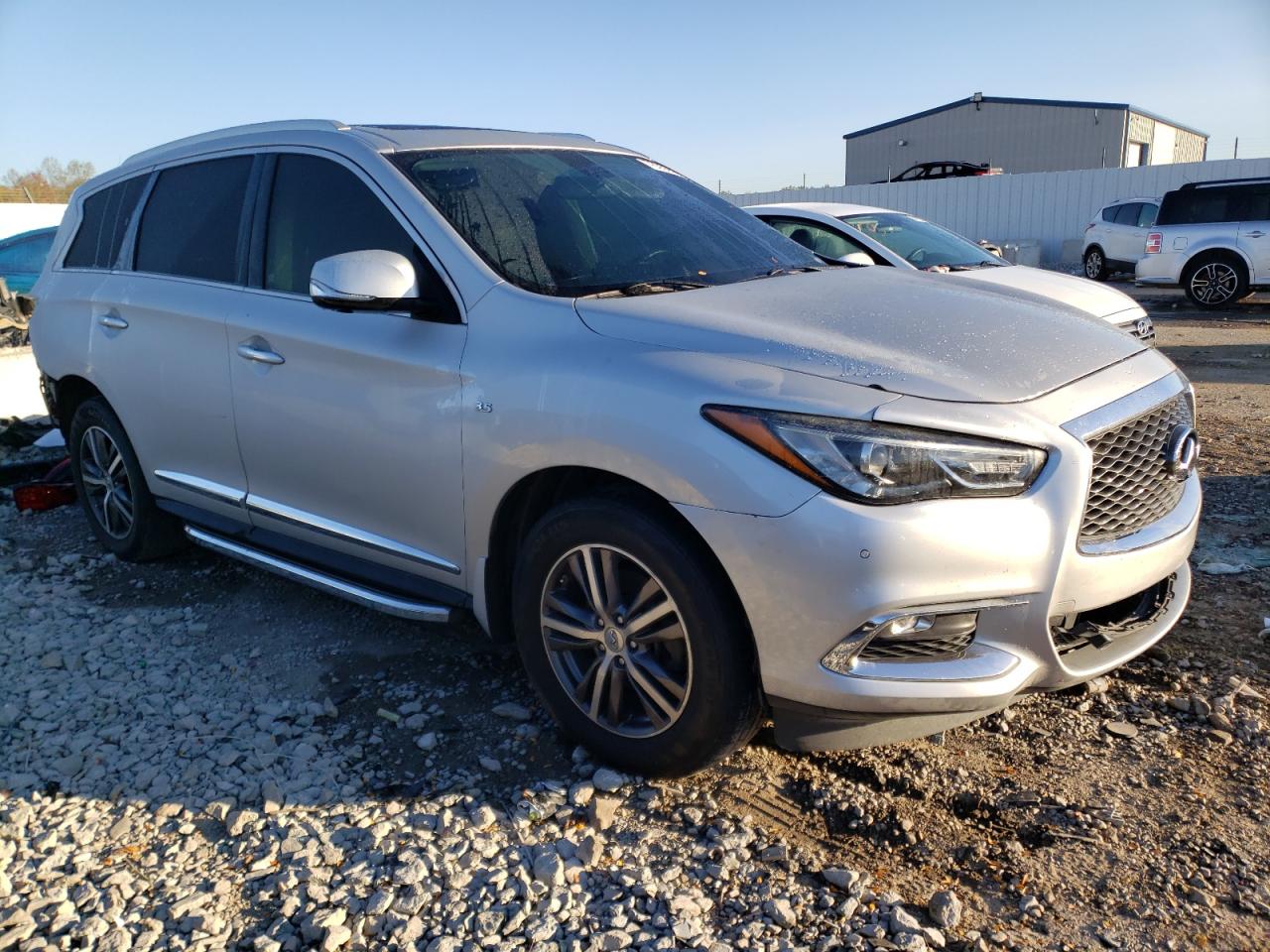 VIN 5N1DL0MM9HC509077 2017 INFINITI QX60 no.4